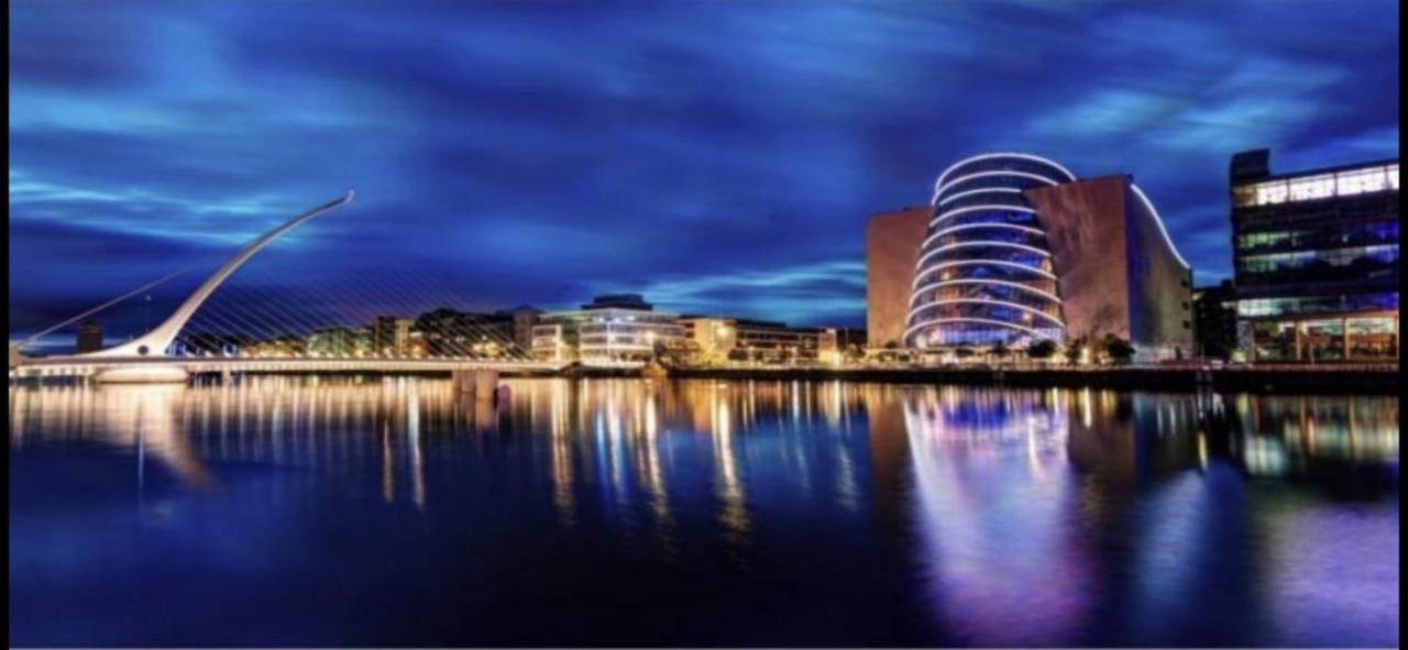 Modern Dublin City Centre Extérieur photo